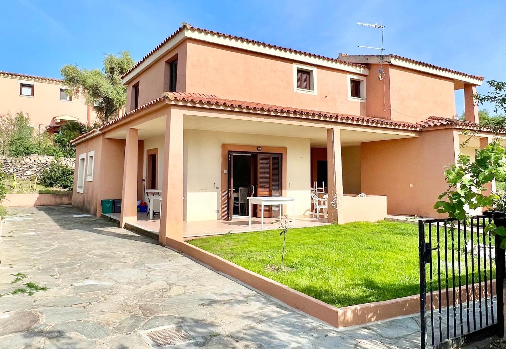 Iss Travel, Gli Asfodeli - Large Apartments With Private Terrace 圣特奥多罗 外观 照片