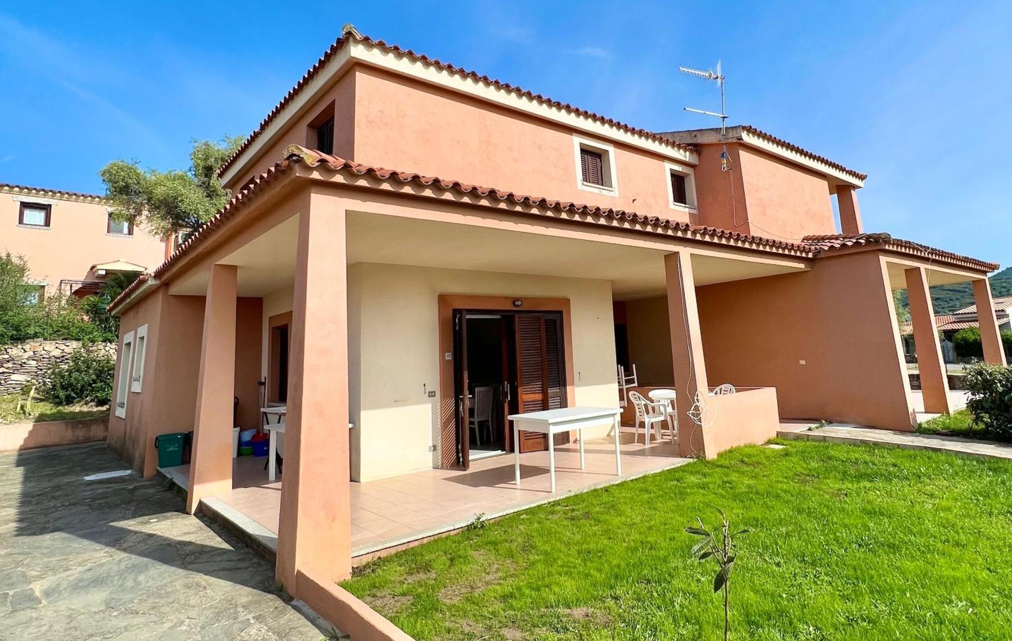 Iss Travel, Gli Asfodeli - Large Apartments With Private Terrace 圣特奥多罗 外观 照片